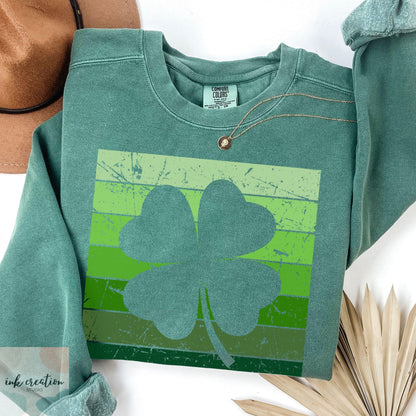 Retro Shamrock Sweatshirt – St. Patrick's Day Comfort Colors Crewneck | Irish Pride Gift, Vintage St Paddy's Day Shirt, Unisex Lucky Clover Sweater